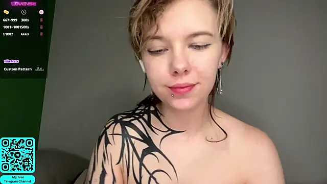Živý XXX chat MadalynNosel