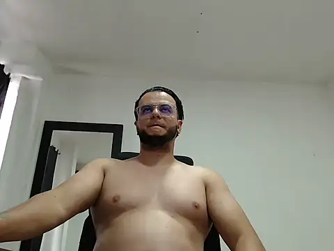 Show modela Funday99 na web-kameri