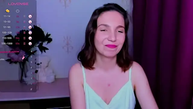 Živá chatovací místnost KindHazelHere_
