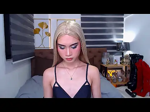 JuicyCockThea Live XXX-chat