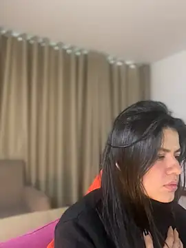 Zandrina Adlı Modelin Web Kamerası Şovu