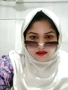 Nusrat-N Adlı Modelin Canlı XXX Sohbeti