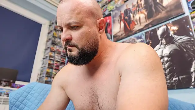 Pertunjukan Kamera Web Muscle_Bear