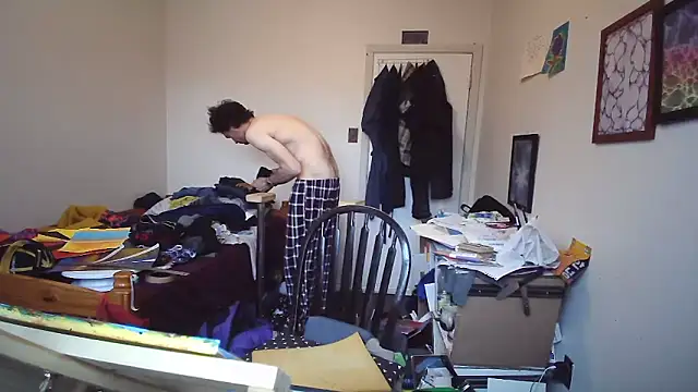 JohnnyMoves live XXX chat