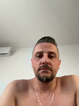 InsaneMattt's Live XXX Chat