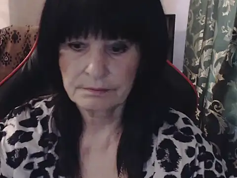 KatarinaOhDream's Live XXX Chat