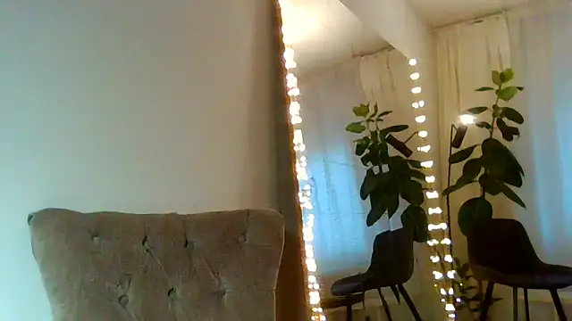 Ms-Lust1-'s Live XXX Chat