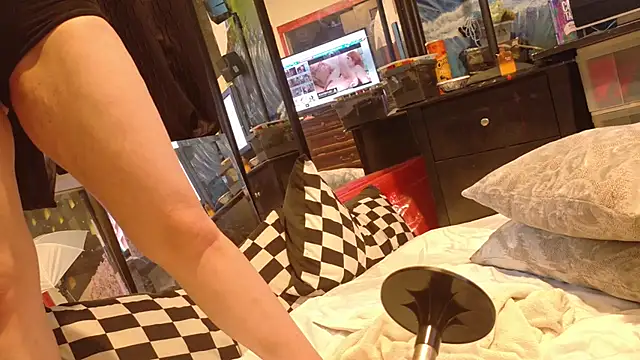 AQuickPhyx's Webcam Show
