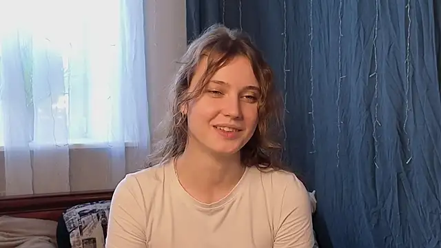 Chat +18 de RubieHeiser ao vivo