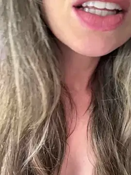 Chat XXX ao vivo de Melzinhasweet