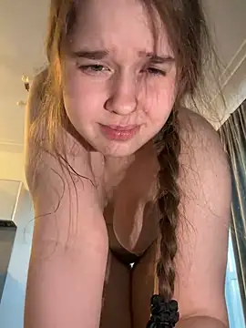 HornyGirlH Adlı Modelin Web Kamerası Şovu
