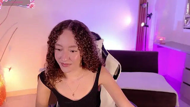 ChloeMoreti 라이브 XXX 채팅