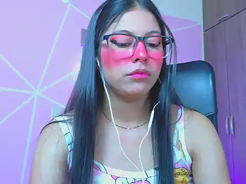 Chat +18 de _ALLYSON18_ ao vivo