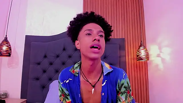 Johan_gz_ Live XXX-Chat