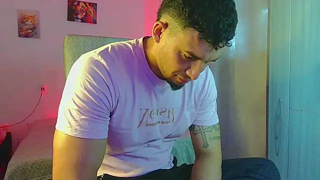 Jeff_Kent2 Adlı Modelin Canlı XXX Sohbeti