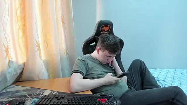 Вебкам-шоу iliaskrislove