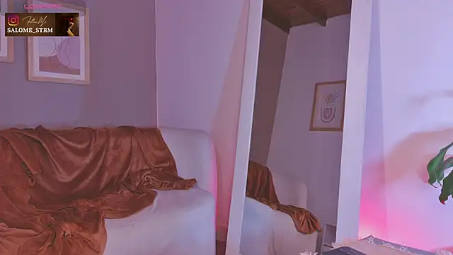 Chat +18 de SalomeStorm_ ao vivo