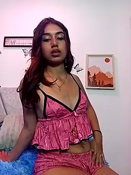 Chatroom XXX en direct de ScarlettBellucci