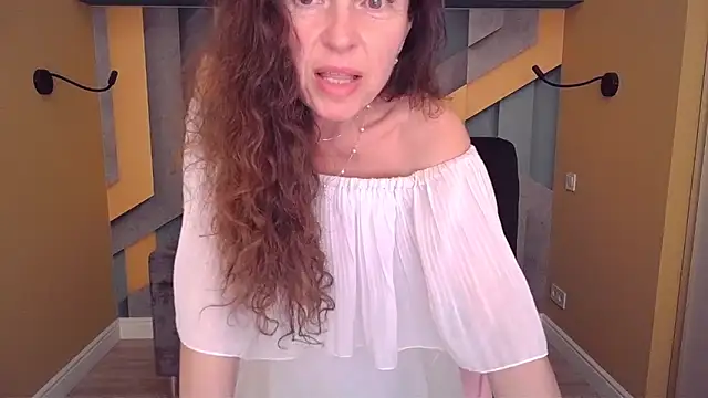 Chat XXX en directo de EllaLong