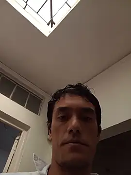 Show modela bbnubo na web-kameri