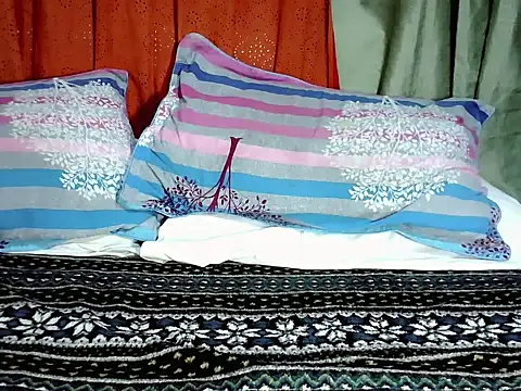 tsfucker_lei Show in webcam