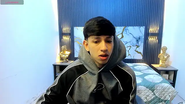 AdrianFranko – Naživo XXX chat