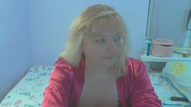 Lusi-777's Live XXX Chat