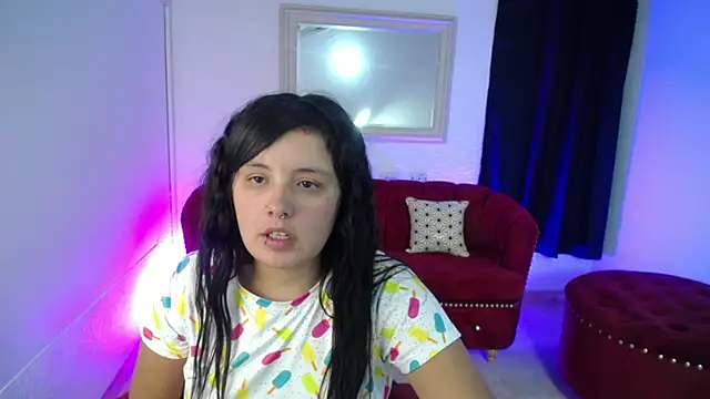 nathaly_low1's Live XXX Chat