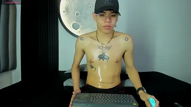 Bennet-Grayy's Live XXX Chat