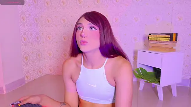 Вебкам-шоу Mikavelvet08