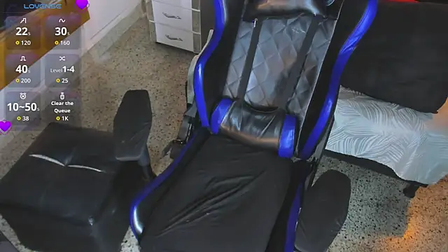 VladHellsing4 Adlı Modelin Canlı XXX Sohbeti