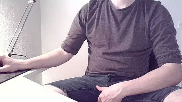 Clamshive777 Webcam Show