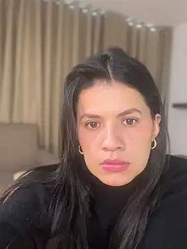 XXX chat uživo modela Zandrina