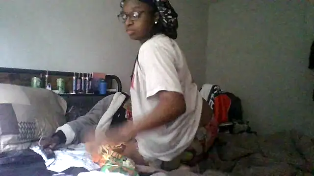 BedazedFirefly's Live XXX Chat