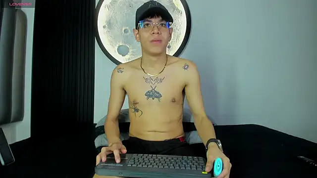 Bennet-Grayy Live XXX-Chat