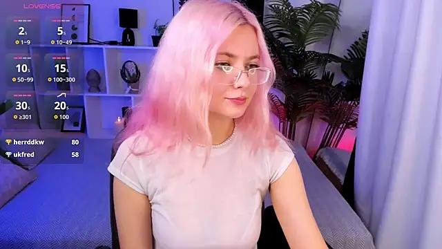 RoxySun_ Chat XXX in diretta