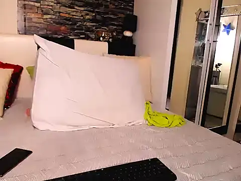 RubyBe10 Adlı Modelin Canlı XXX Sohbeti