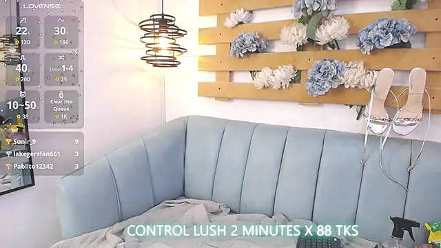 EmmaJhomson Adlı Modelin Canlı XXX Sohbeti