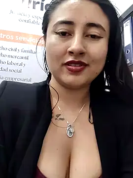 _Sarah-Office1 Live XXX Chat