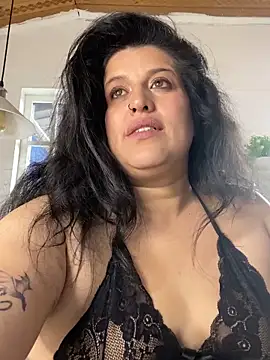 دردشة Andrea_secret_ الجنسية المباشرة