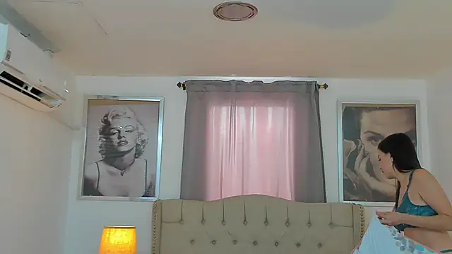 Chatroom XXX en direct de Beautyari_