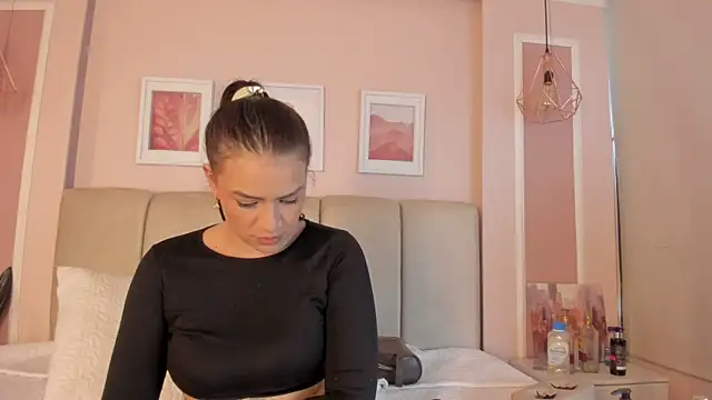 Annie_rhoades' Live XXX Chat