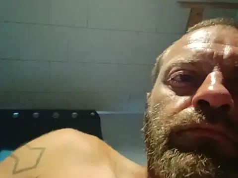 sterng6969 Show in webcam