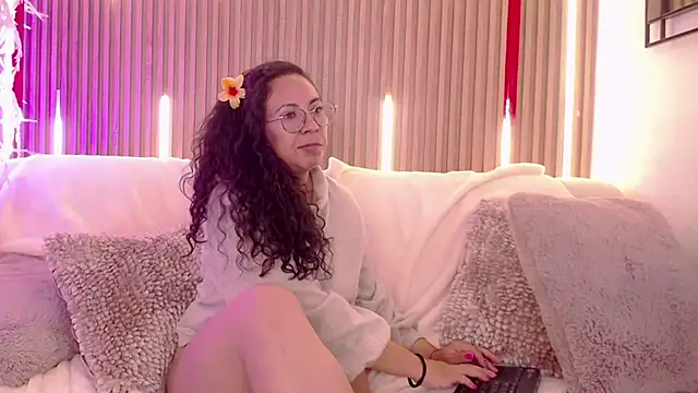 Živý XXX chat Velvet_Curly