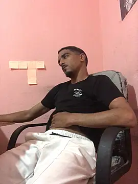 Show modela Xxxhalcon na web-kameri