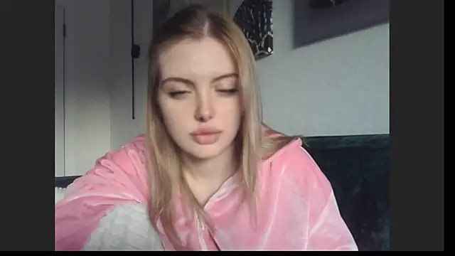 lina_milka – Kamerová šou