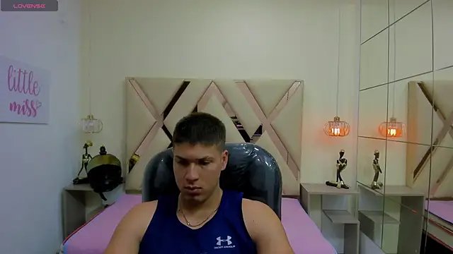 AlessandroFranco Pertunjukan Webcam