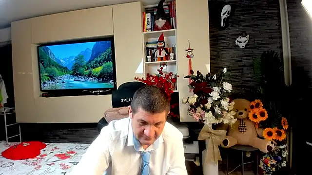 SpartacusDaddy48's Live XXX Chat