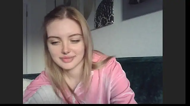 lina_milka Webcamshow