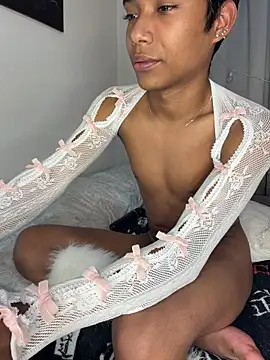 Chat XXX ao vivo de alejo_cute